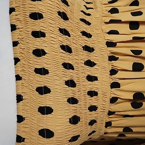 Faithfull The Brand Brisa Midi Dress Emelda Dot Print Biscuit - Picture 4 of 10